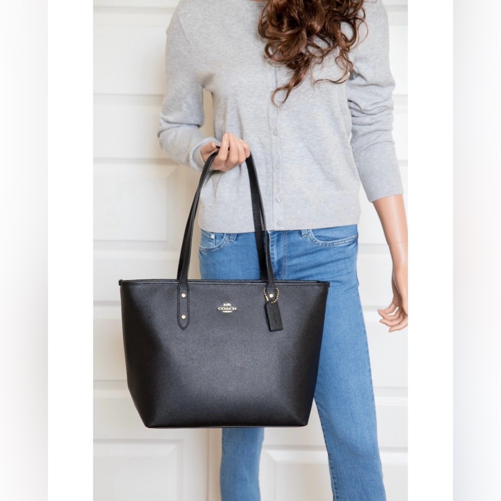 Coach. 3 Piece Set: City Zip Leather Tote with Free Logo Silk Scarf & Dust Bag. - Picture 2 of 16